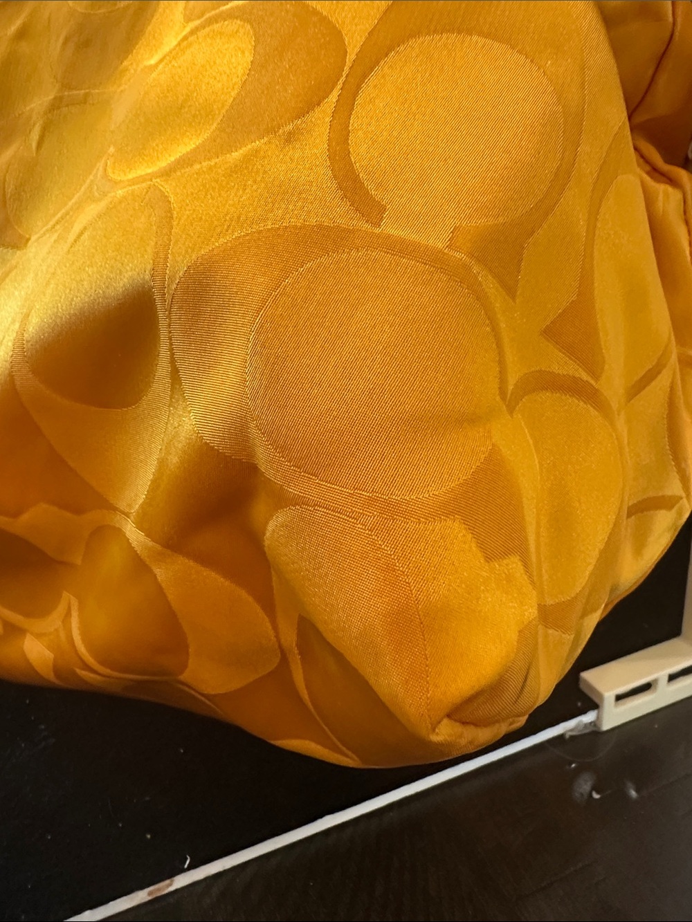 Coach #363 Getaway large packable Yellow Signature Tote with Matching Pouch - Picture 9 of 9